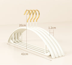 No Shoulder Bump Non-slip Traceless Clothes Hanger, Pack of 5